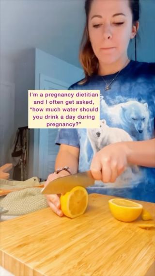 How Much Water Should You Drink During Pregnancy? - The Pregnancy Dietitian